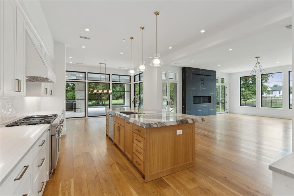 Twin Oaks - Residential