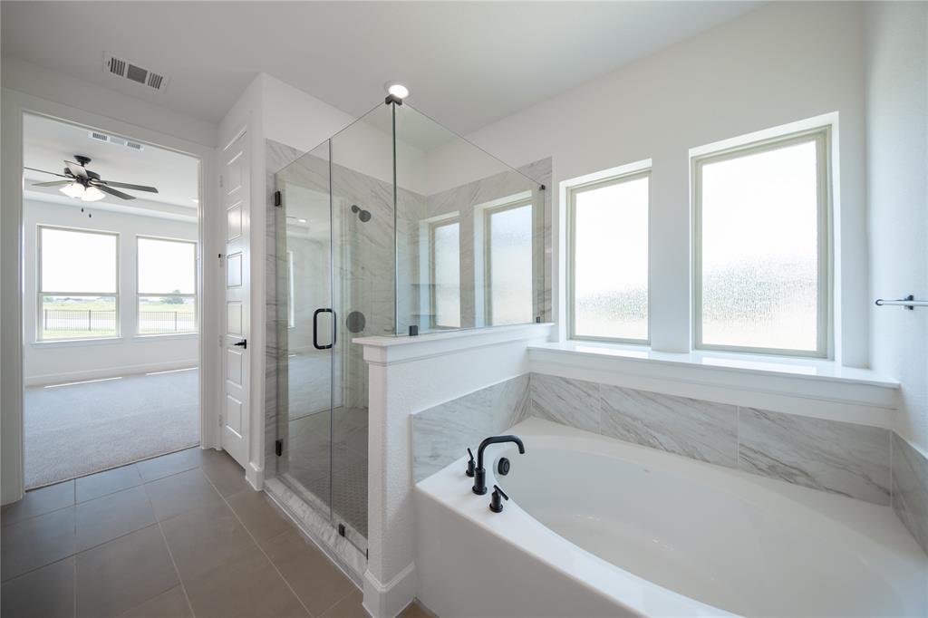 Heath Golf & Yacht Club - Residential