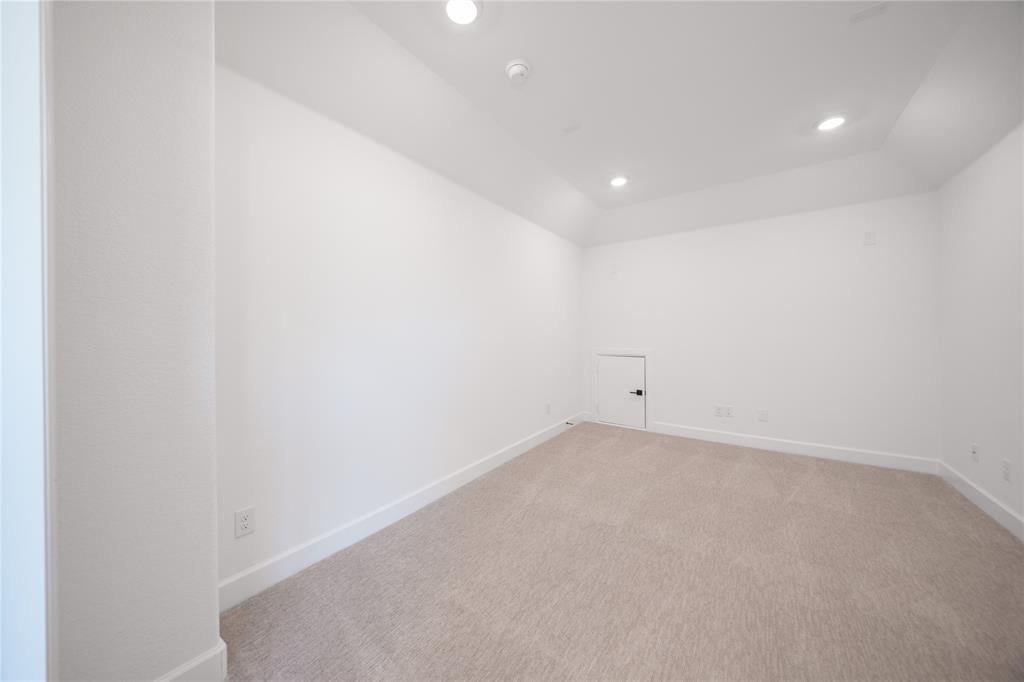 Heath Golf & Yacht Club - Residential