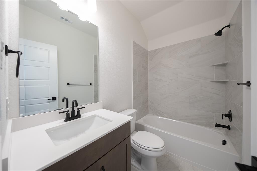 Heath Golf & Yacht Club - Residential