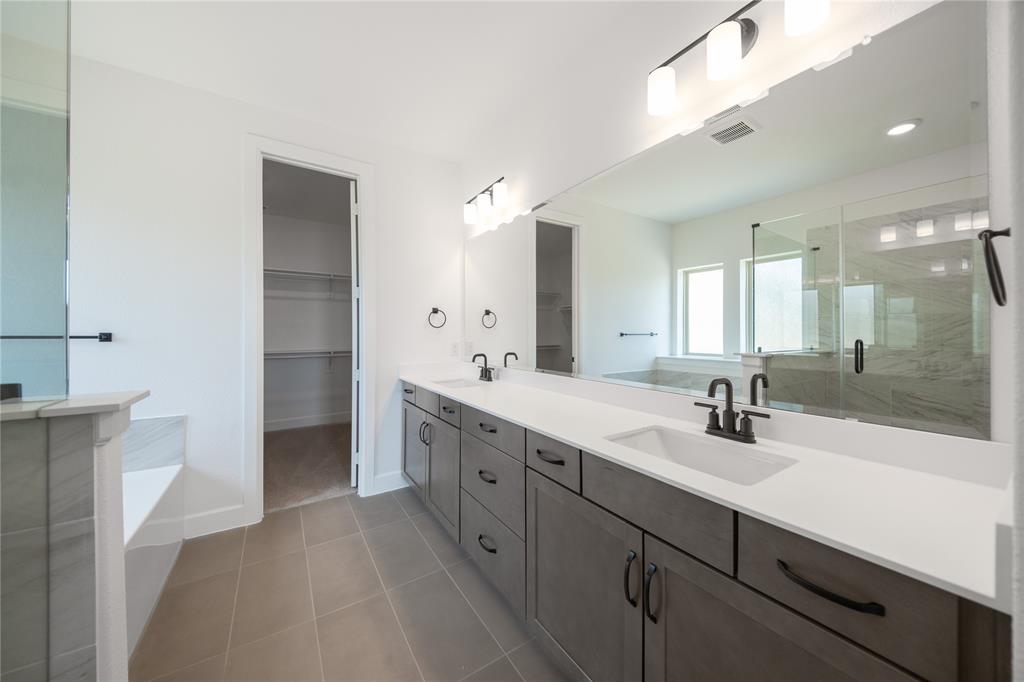 Heath Golf & Yacht Club - Residential