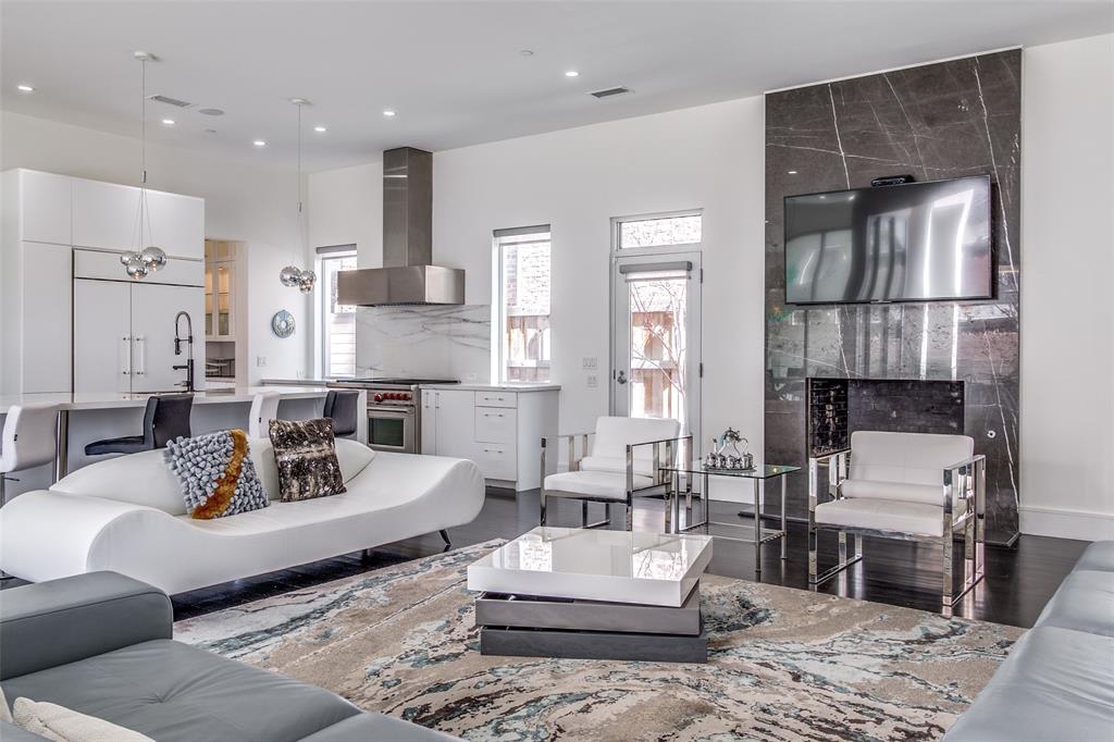 Caruth Hills Add Sec 01 - Residential