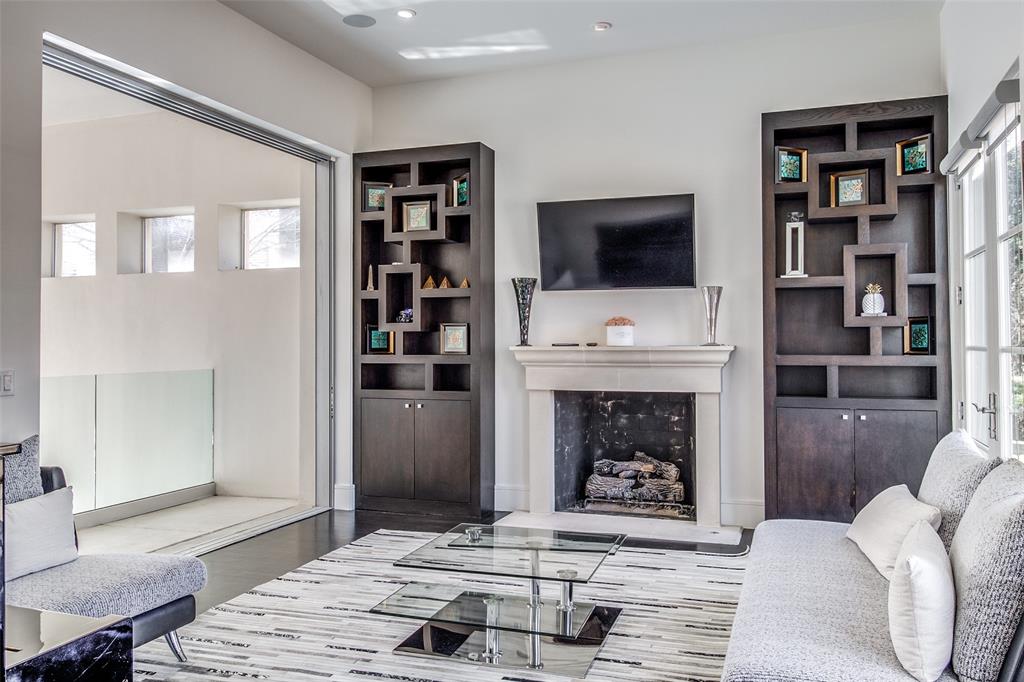 Caruth Hills Add Sec 01 - Residential