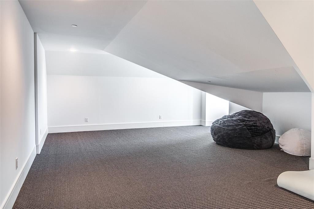 Caruth Hills Add Sec 01 - Residential