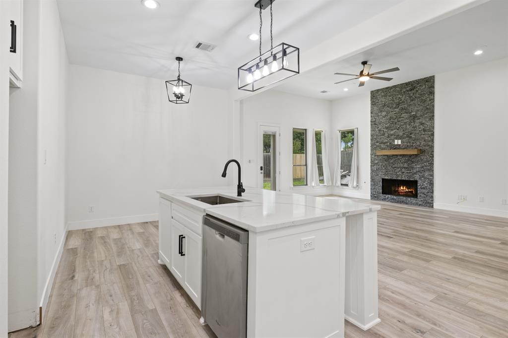 Country Club Estates - Residential