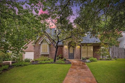 2322 Stanley Avenue Fort Worth TX 76110