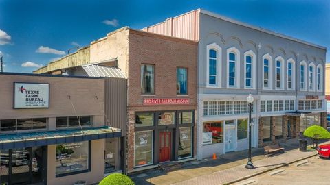 124 W Main Street Denison TX 75021