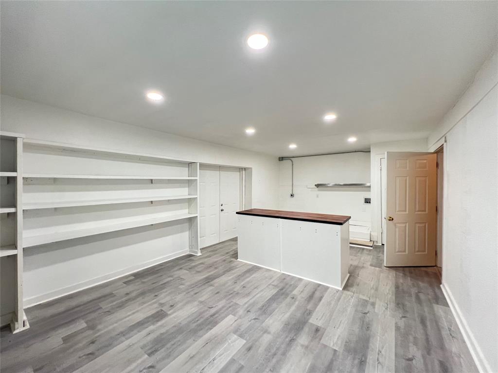 Royal Oaks Estates - Residential Lease