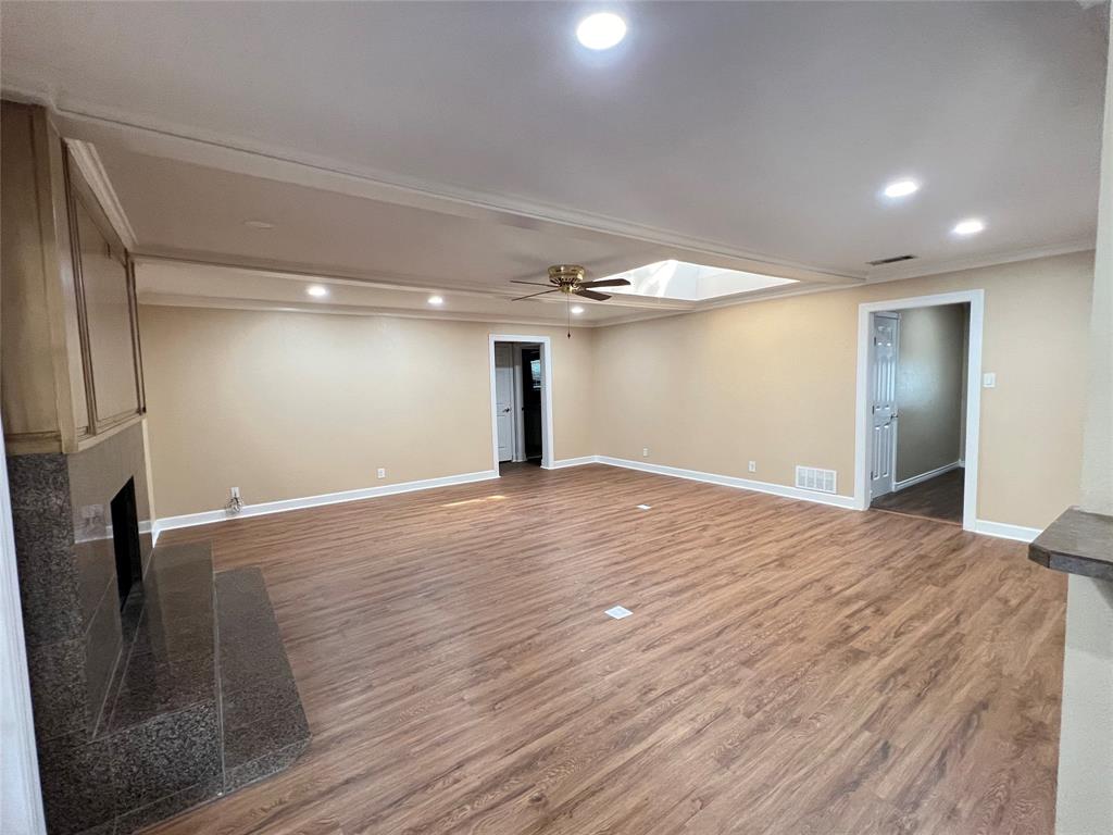 Royal Oaks Estates - Residential Lease