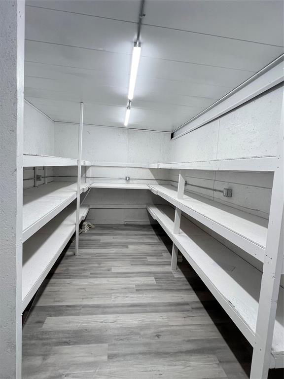 Royal Oaks Estates - Residential Lease