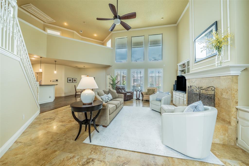 2700 Sunset Circle