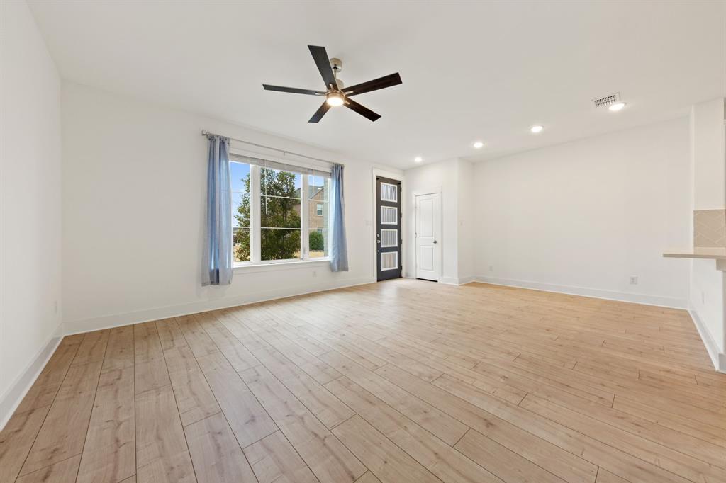 VIRIDIAN VILLAGE 2D - Residential