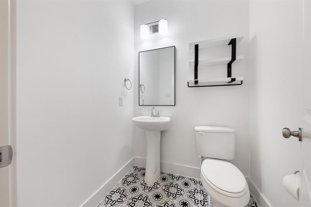 VIRIDIAN VILLAGE 2D - Residential