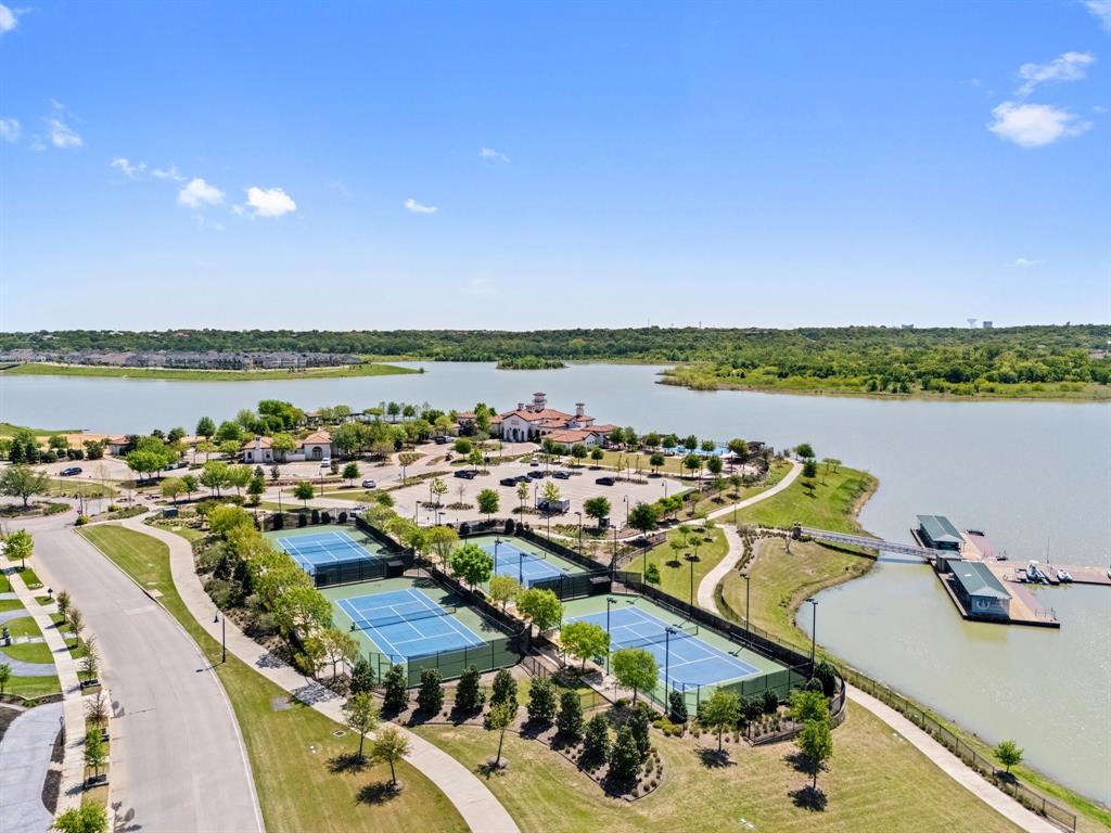 VIRIDIAN VILLAGE 2D - Residential