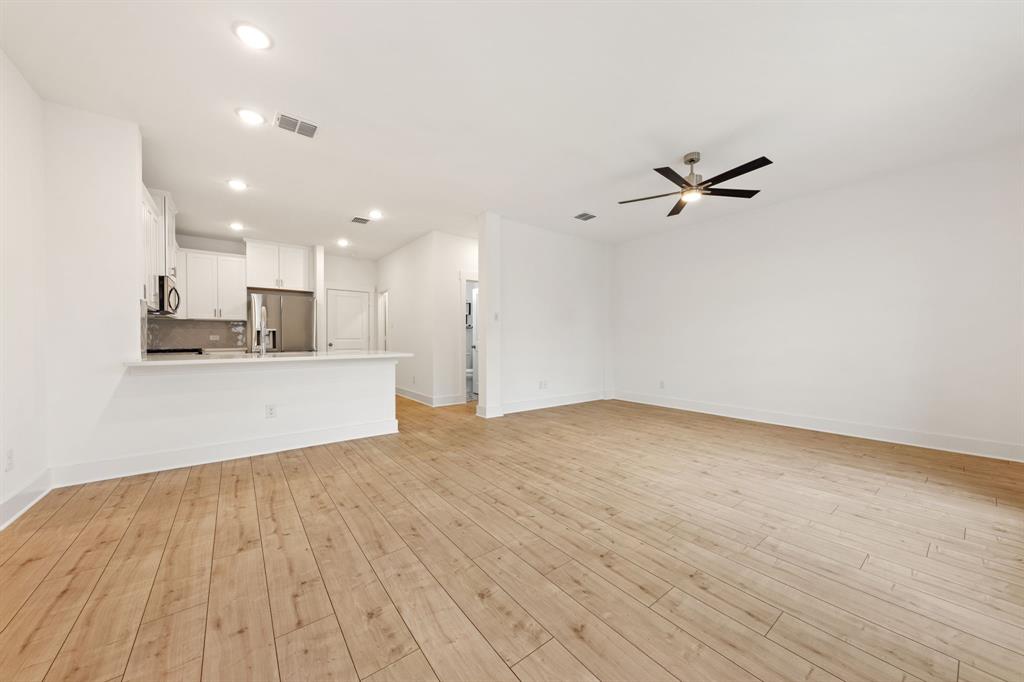 VIRIDIAN VILLAGE 2D - Residential