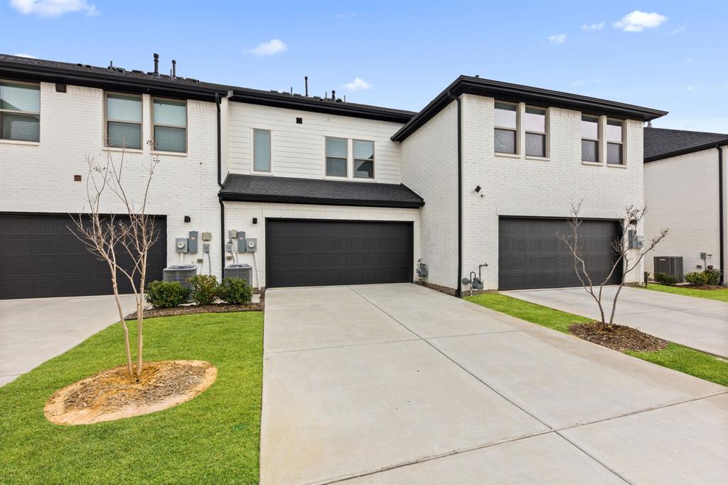 VIRIDIAN VILLAGE 2D - Residential