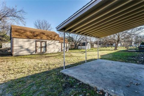 A home in Burleson