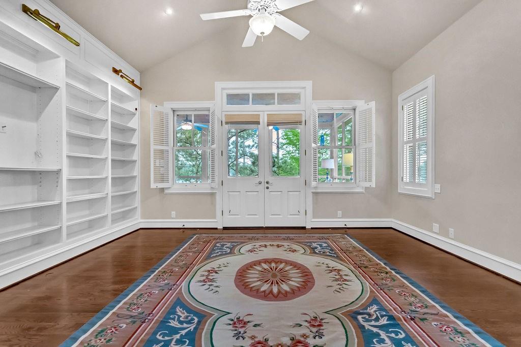 Hideaway Lake - Residential