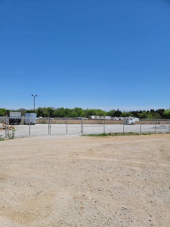 2818 E Highway 82