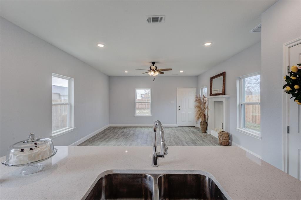 3101 Clinton Avenue TX