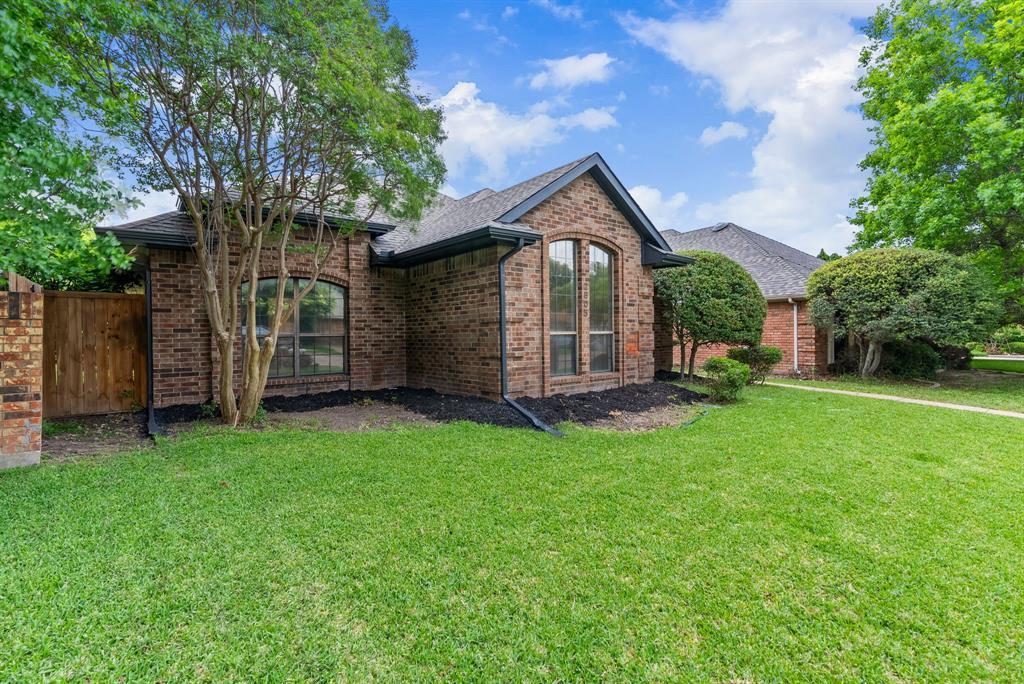 2805 Big Oaks Drive