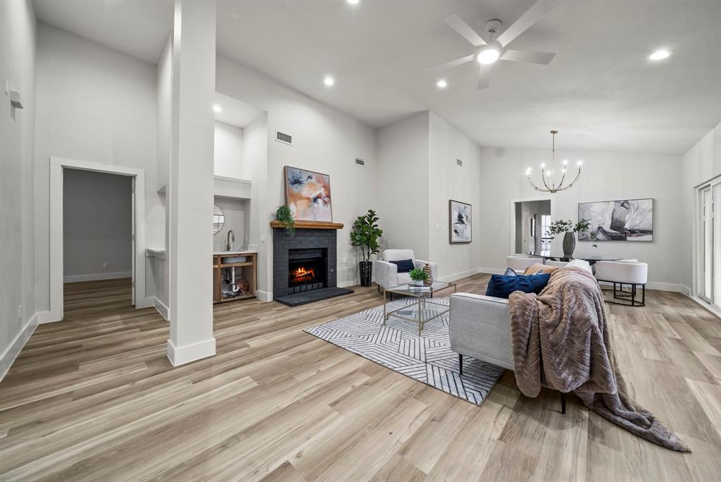 2805 Big Oaks Drive