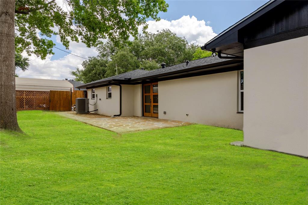 1002 Royal Drive
