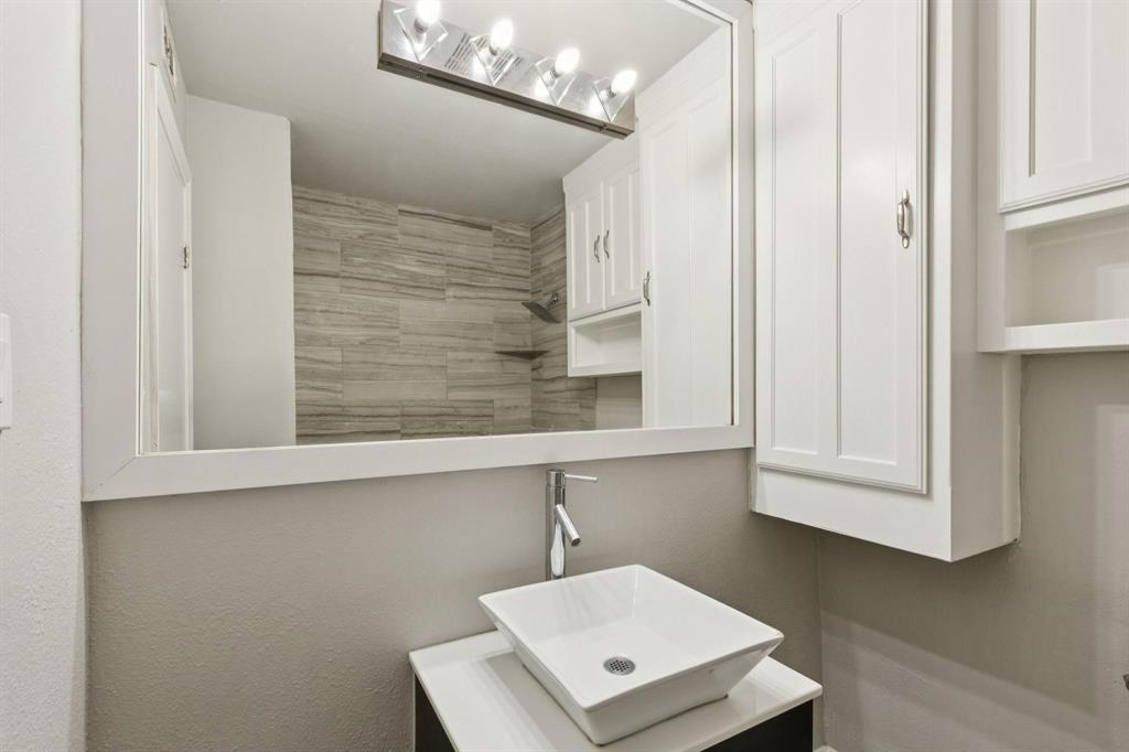 Cole Park Condo - Residential Lease