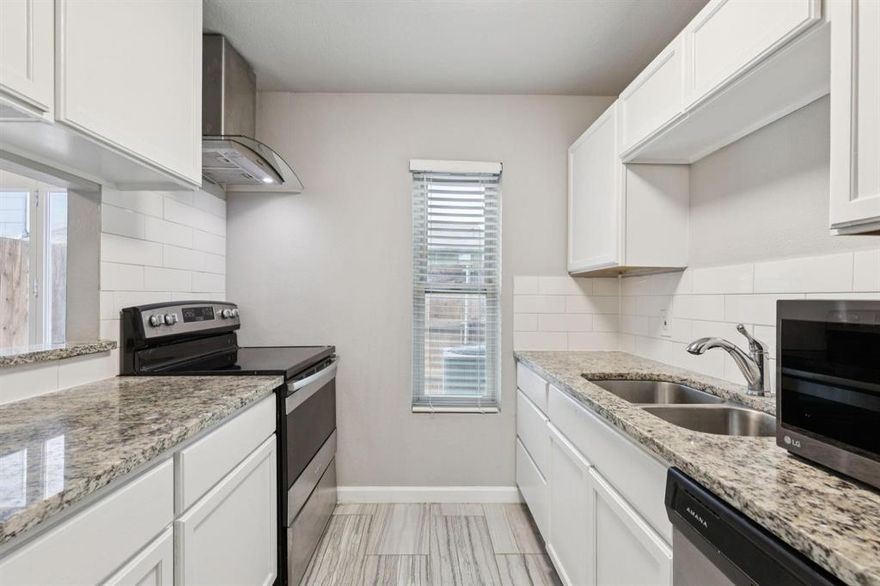 Live in the heart of Uptown at 4039 Cole Avenue!
This updated two-story condo blends city living with everyday comfort. Located just steps from West Village, Katy Trail, and Cole Park, you’ll have endless options for dining, shopping, fitness, and outdoor activities right outside your door.
On the first floor, enjoy a bright living and dining space, updated half bath, and private patio—perfect for relaxing or entertaining. Upstairs, you’ll find two spacious bedrooms, a full bathroom, and convenient laundry area. Recent upgrades include a brand-new HVAC system (2025), updated kitchen and bathrooms, and laminate flooring.
The gated community offers a sparkling pool and quiet setting in one of Dallas’s most desirable neighborhoods.
Rent includes all utilities—electricity, water, gas, and trash—so you only pay your rent.
Enjoy the best of Uptown living with unmatched convenience and no extra monthly bills!