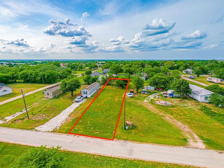 This lot in Frost is a great piece of land, measuring .161 acres and has already been cleared for you! It's the perfect spot to build your dream home and with its serene surroundings and convenient location, this lot is a must-see for anyone looking for a slice of Texas paradise.