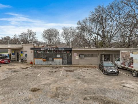 3501 E Illinois Dallas TX 75216
