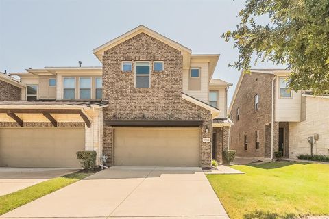 Photo of 17764 Agave Lane, Dallas, TX 75252 (MLS # 21340631)