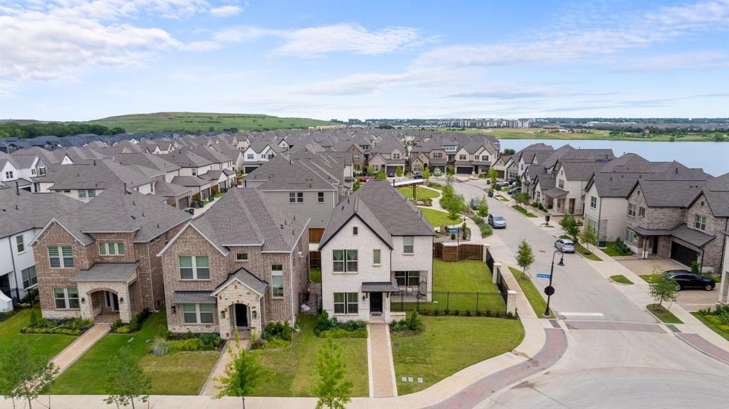 Lakeside Viridian Collins East - Residential Lease