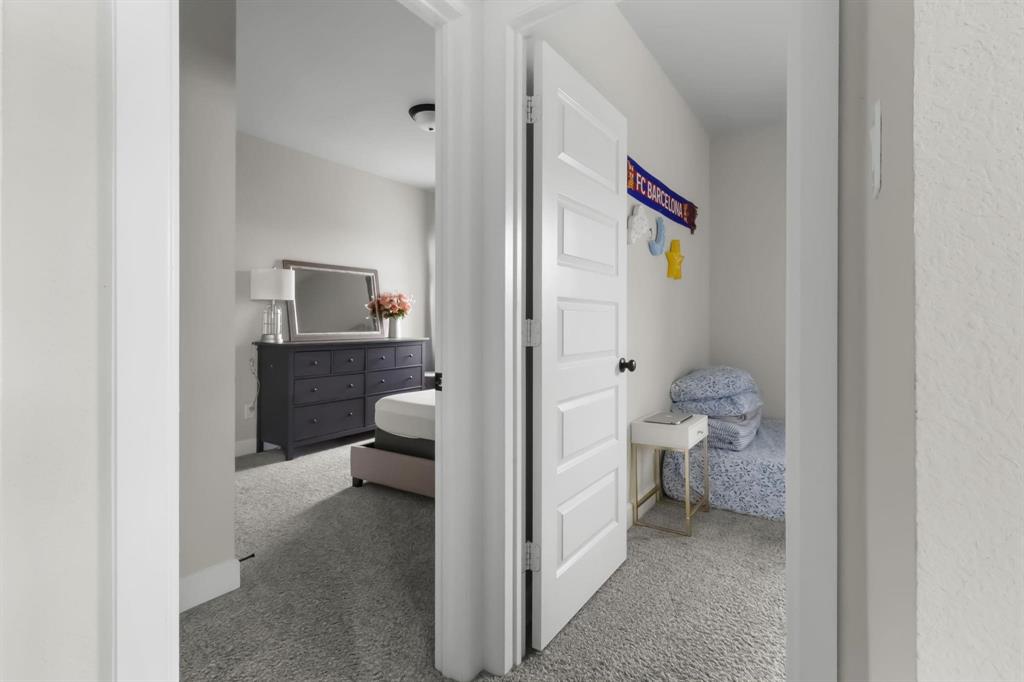 Lakeside Viridian Collins East - Residential Lease