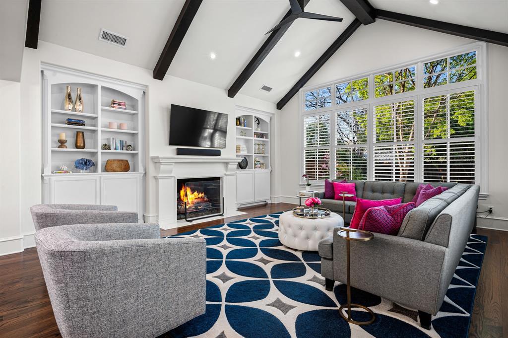 Surrey Square Rev - Residential