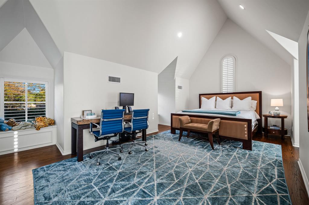 Surrey Square Rev - Residential