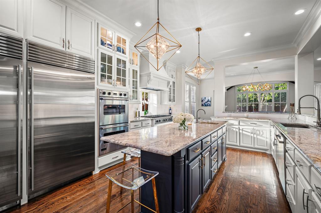 Surrey Square Rev - Residential