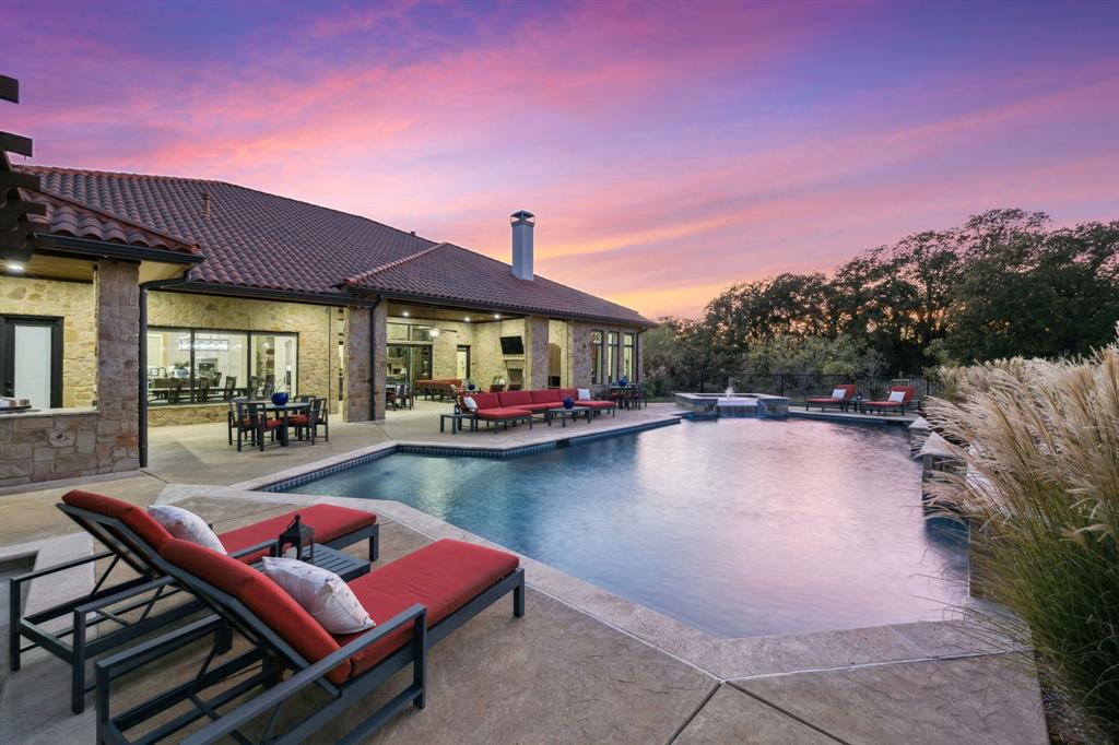 Roberts Cut Off - Residential