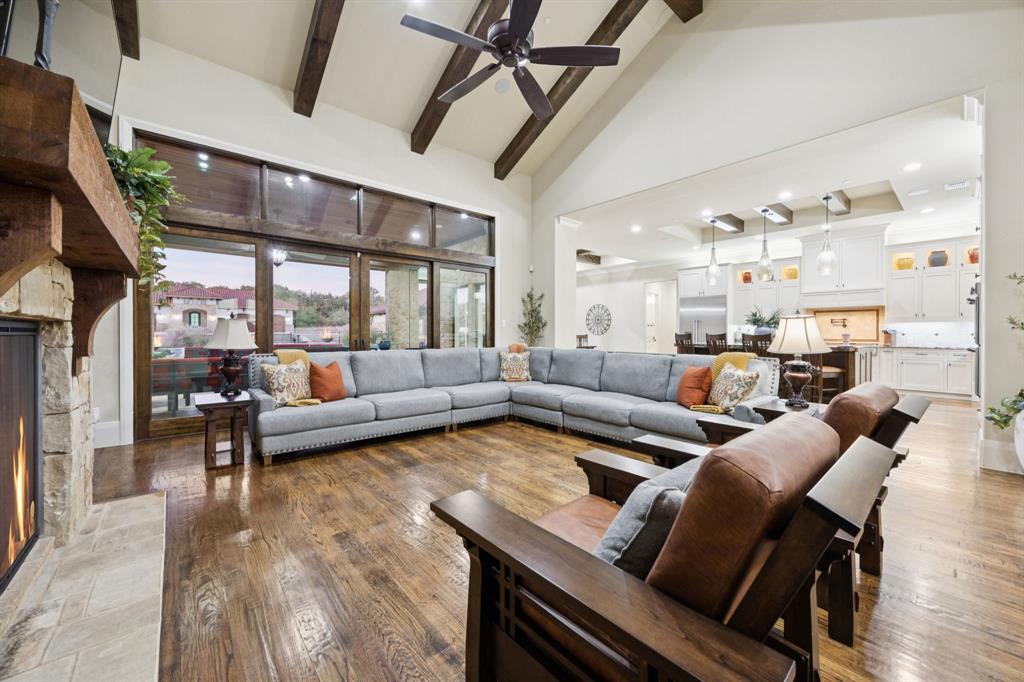 Roberts Cut Off - Residential