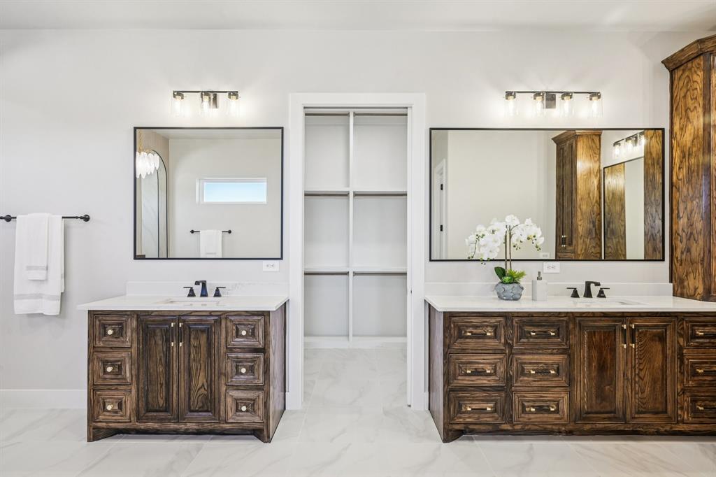 La Madera - Residential