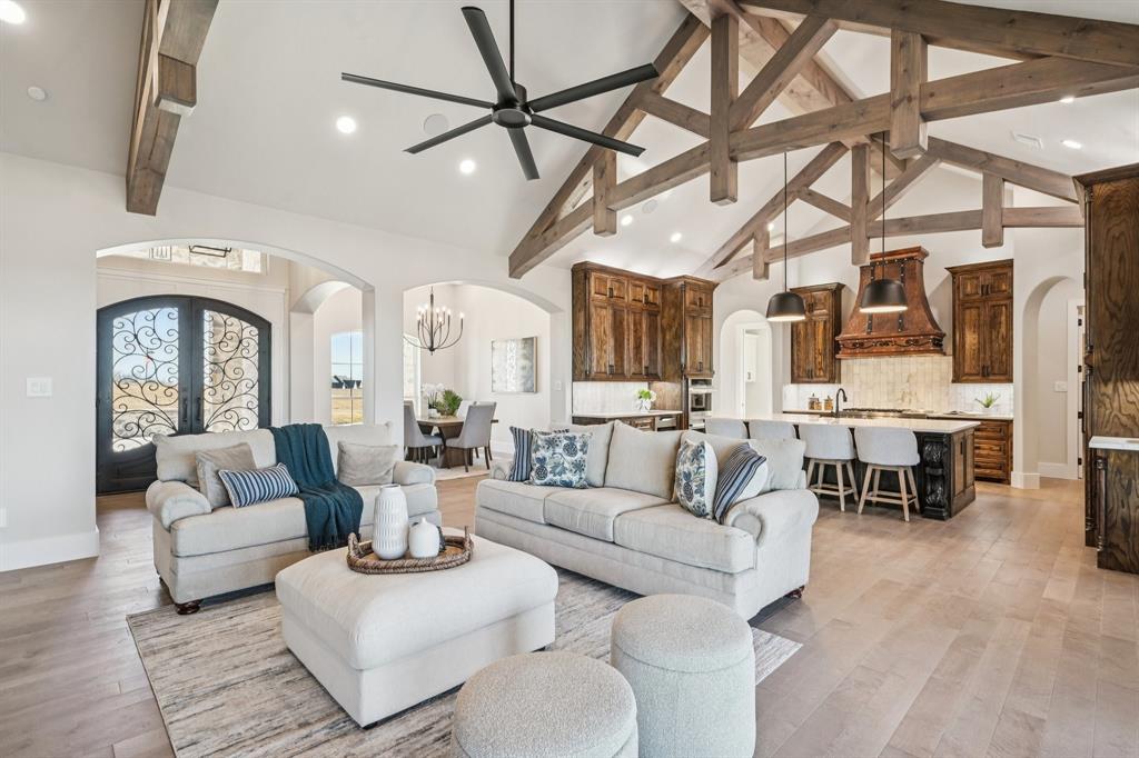 La Madera - Residential