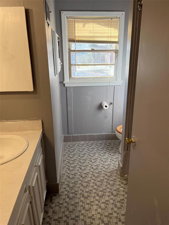 Shreveport, Louisiana 71106, United States, 3 Bedrooms Bedrooms, ,1 BathroomBathrooms,Residential,Pending,46489