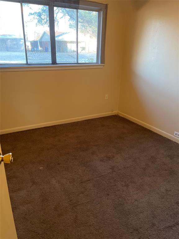 Shreveport, Louisiana 71106, United States, 3 Bedrooms Bedrooms, ,1 BathroomBathrooms,Residential,Pending,46489