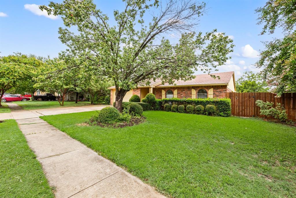 3221 Bunker Hill Drive