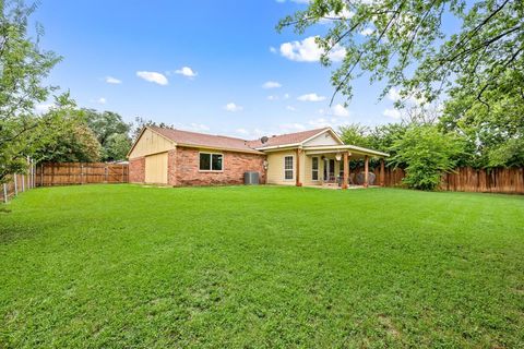 3221 Bunker Hill Drive Forest Hill TX 76140