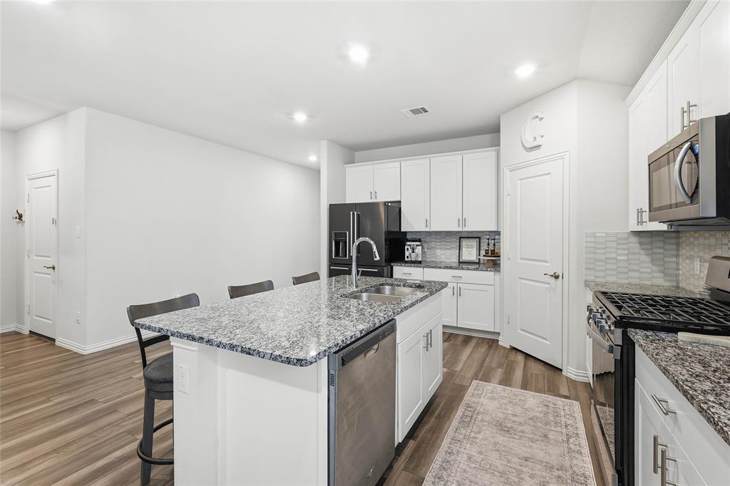 Ventana - Residential