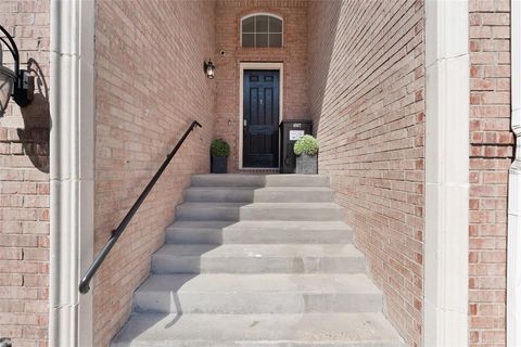 Tiny photo for 4007 Brownstone Court, Dallas, TX 75204 (MLS # 21076577)