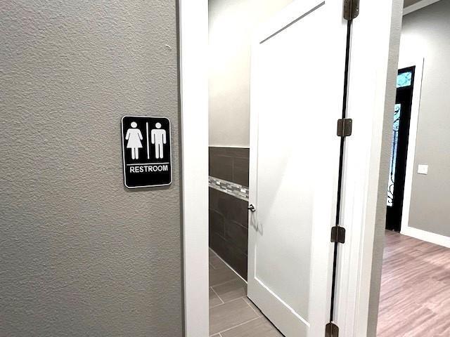 S11628 - Commercial Lease