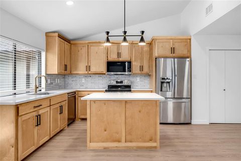 808 Warwick Drive Plano TX 75023