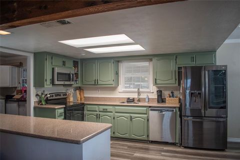 Photo of 10825 Estate Lane, Terrell, TX 75161 (MLS # 21184290)